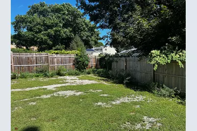 30 Margaret Street, New London, CT 06320 - Photo 2