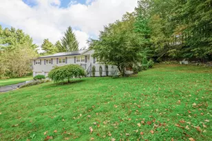 201 Rimmon Rd, North Haven, CT 06473 - Photo 4