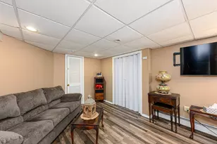 201 Rimmon Rd, North Haven, CT 06473 - Photo 34