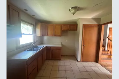 90 Salem Street, Hartford, CT 06114 - Photo 12