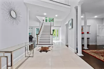 101 Brambley Hedge Circle, Fairfield, CT 06824 - Photo 6