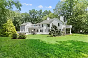 101 Brambley Hedge Circle, Fairfield, CT 06824 - Photo 38