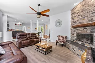 101 Brambley Hedge Circle, Fairfield, CT 06824 - Photo 12