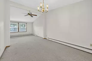 105 Hawks Nest Cir, Middletown, CT 06457 - Photo 18