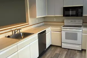 31 Valley Run Dr, Cromwell, CT 06416 - Photo 4