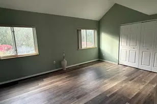 31 Valley Run Dr, Cromwell, CT 06416 - Photo 10