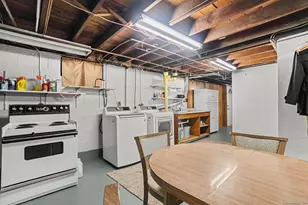 53 Cleveland St, Putnam, CT 06260 - Photo 12