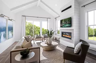 7 Lockwood Dr, Danbury, CT 06810 - Photo 1