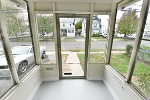 102 Brown St, West Haven, CT 06516 - Photo 20