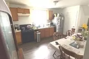 93 Clifford St, Bridgeport, CT 06607 - Photo 16