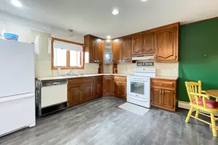 46 Cliffside Dr, Wallingford, CT 06492 - Photo 12