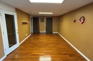 67 Royal Oak Cir, Meriden, CT 06450 - Photo 16