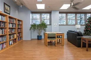 31 Woodland St, Hartford, CT 06105 - Photo 10