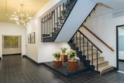 31 Woodland Street #4G, Hartford, CT 06105 - Photo 6