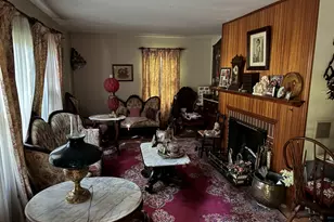 9 Morgan St, Montville, CT 06382 - Photo 2