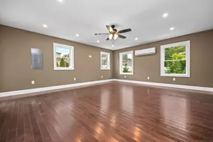 516 Valley Rd, Stratford, CT 06615 - Photo 8