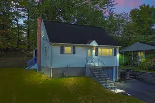 15 Christine Dr, East Hartford, CT 06108 - Photo 2