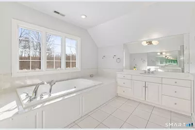 16 Robin Hood Lane, Easton, CT 06612 - Photo 32