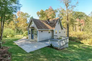 81 Picketts Ridge Rd, Redding, CT 06896 - Photo 4