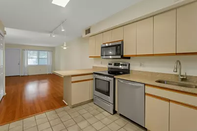 351 Pemberwick Road #APT 111, Greenwich, CT 06831 - Photo 14