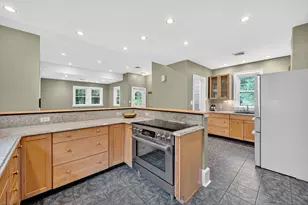 1 Alcima Dr, Simsbury, CT 06070 - Photo 14