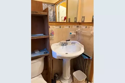 181 Cityview Avenue, Bridgeport, CT 06606 - Photo 20