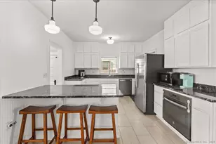 16 Lilley Rd, West Hartford, CT 06119 - Photo 4