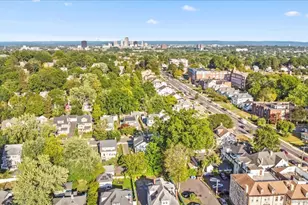 16 Lilley Rd, West Hartford, CT 06119 - Photo 22