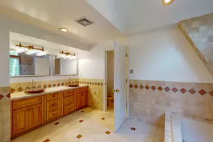 110 Erskine Rd, Stamford, CT 06903 - Photo 36