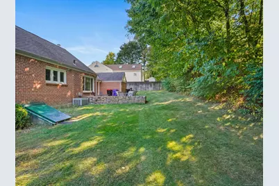 4 Senga Road, Norwalk, CT 06854 - Photo 32