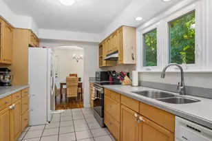 4 Senga Rd, Norwalk, CT 06854 - Photo 16