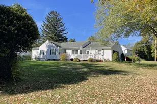 82 N High St, Clinton, CT 06413 - Photo 8