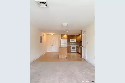 380 Main Street #13, Wallingford, CT 06492 - Photo 4