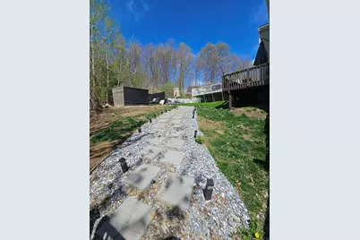 207 Ridgefield Avenue, Waterbury, CT 06705 - Photo 30