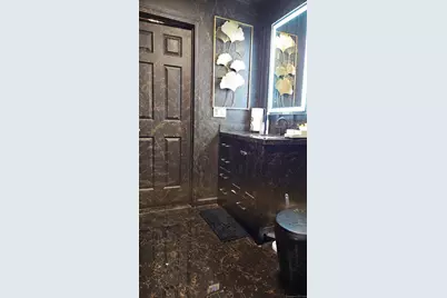 207 Ridgefield Avenue, Waterbury, CT 06705 - Photo 20