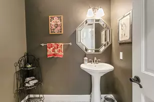 105 Honeysuckle Hill Ln, Easton, CT 06612 - Photo 14