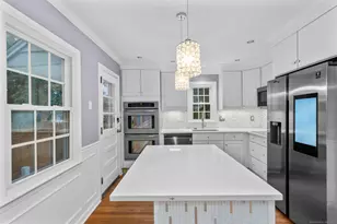 125 Meadowbrook Rd, Stratford, CT 06614 - Photo 10