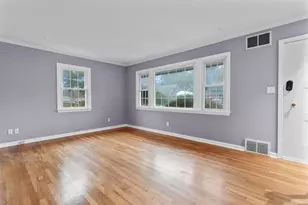 125 Meadowbrook Rd, Stratford, CT 06614 - Photo 16