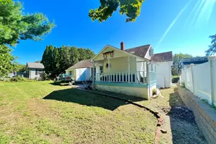 6 10th Ave, Waterford, CT 06385 - Photo 18