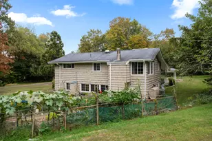 46 Tumblebrook Rd, Woodbridge, CT 06525 - Photo 34