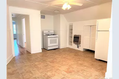 122 Derby Avenue #3, Seymour, CT 06483 - Photo 2