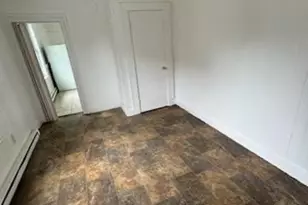 229 Helen St, Bridgeport, CT 06608 - Photo 4