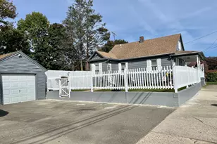 604 Birmingham St, Bridgeport, CT 06606 - Photo 1