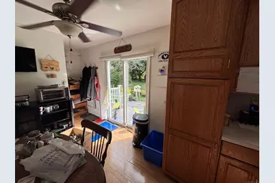 [Address not provided], New Haven, CT 06513 - Photo 16