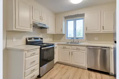 54 Oak Street #21, Middletown, CT 06457 - Photo 2