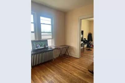 88 Governor Street, East Hartford, CT 06108 - Photo 6