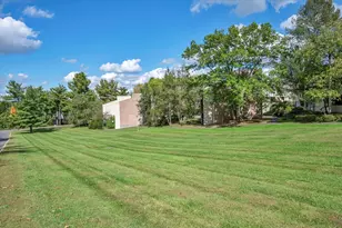 56 Burgundy Hill Ln, Middletown, CT 06457 - Photo 28