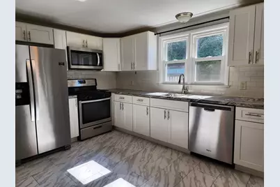 40 Durant Avenue #B, Bethel, CT 06801 - Photo 1