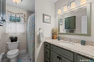 4 Dogwood Dr, Waterford, CT 06375 - Photo 8