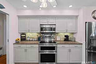 4 Dogwood Dr, Waterford, CT 06375 - Photo 22